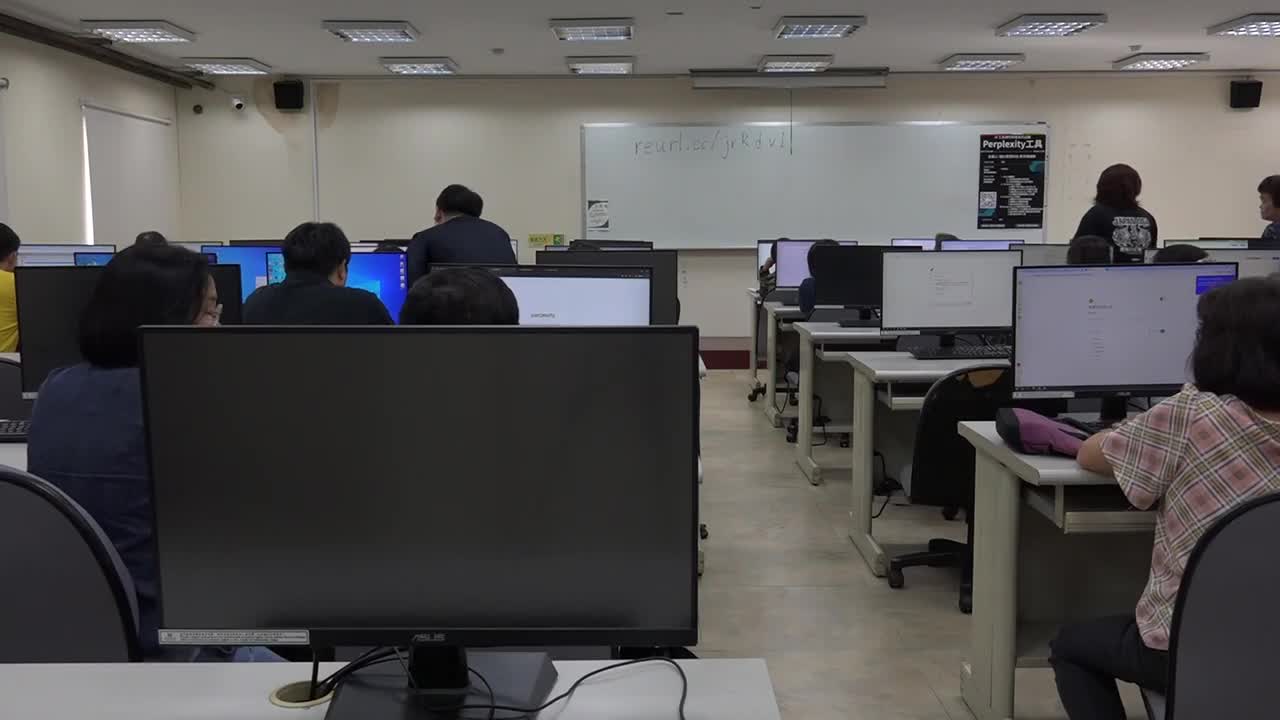 AI 工具實作研習系列活動-Perplexity AI工具 6